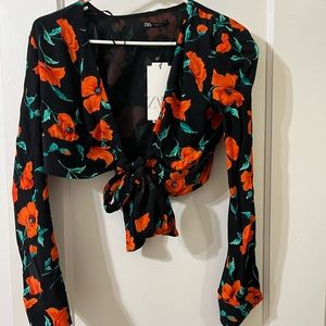 NWT Zara cropped blouse
